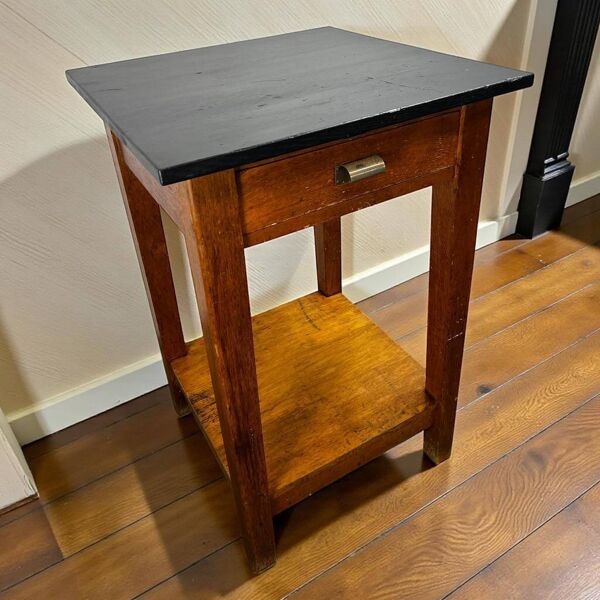 Table haute vintage en bois / table de bar / table d'appoint