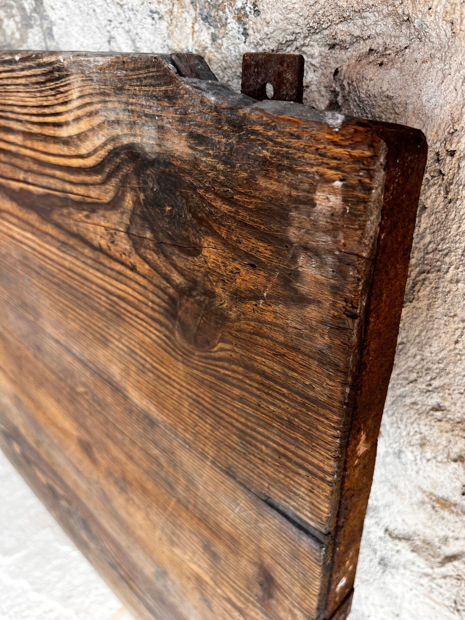 Metal and wood printing locker