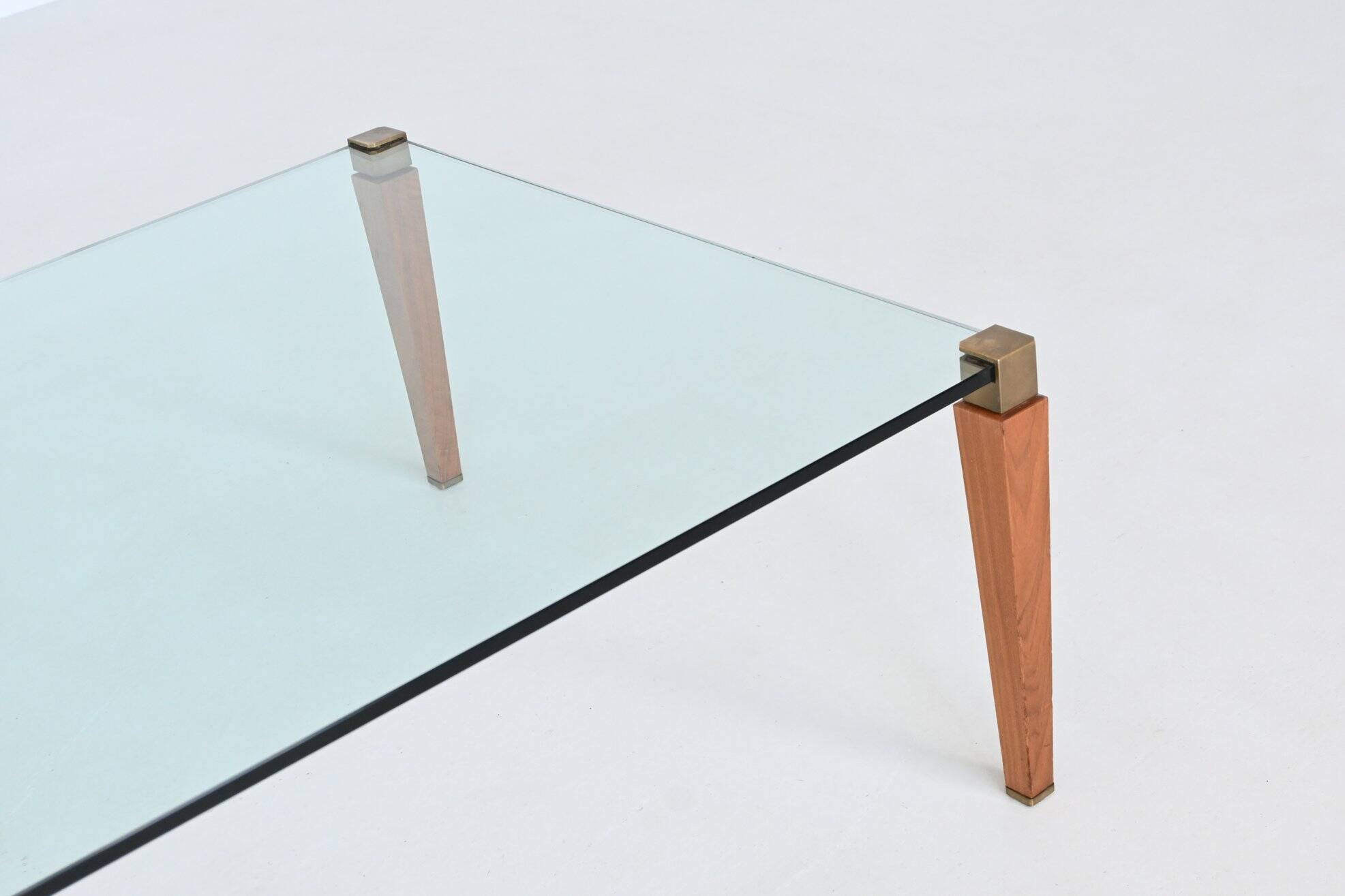 Table basse carrée Peter Ghyczy en laiton et verre, Pays-Bas, 1970