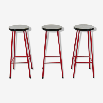 Midcentury set of 3 bar stools in red and black, 1960s-1970s