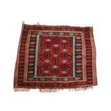Small Decorative Rug Mainly Red – 65 x 71 cm