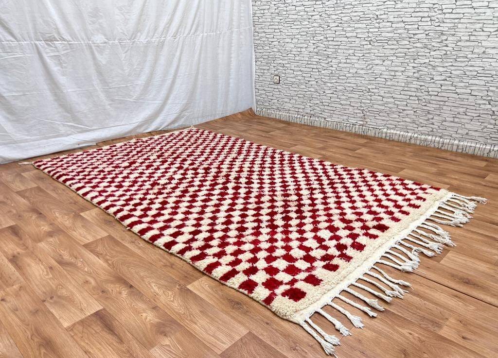 Moroccan rug in pure wool 3 x 2 m