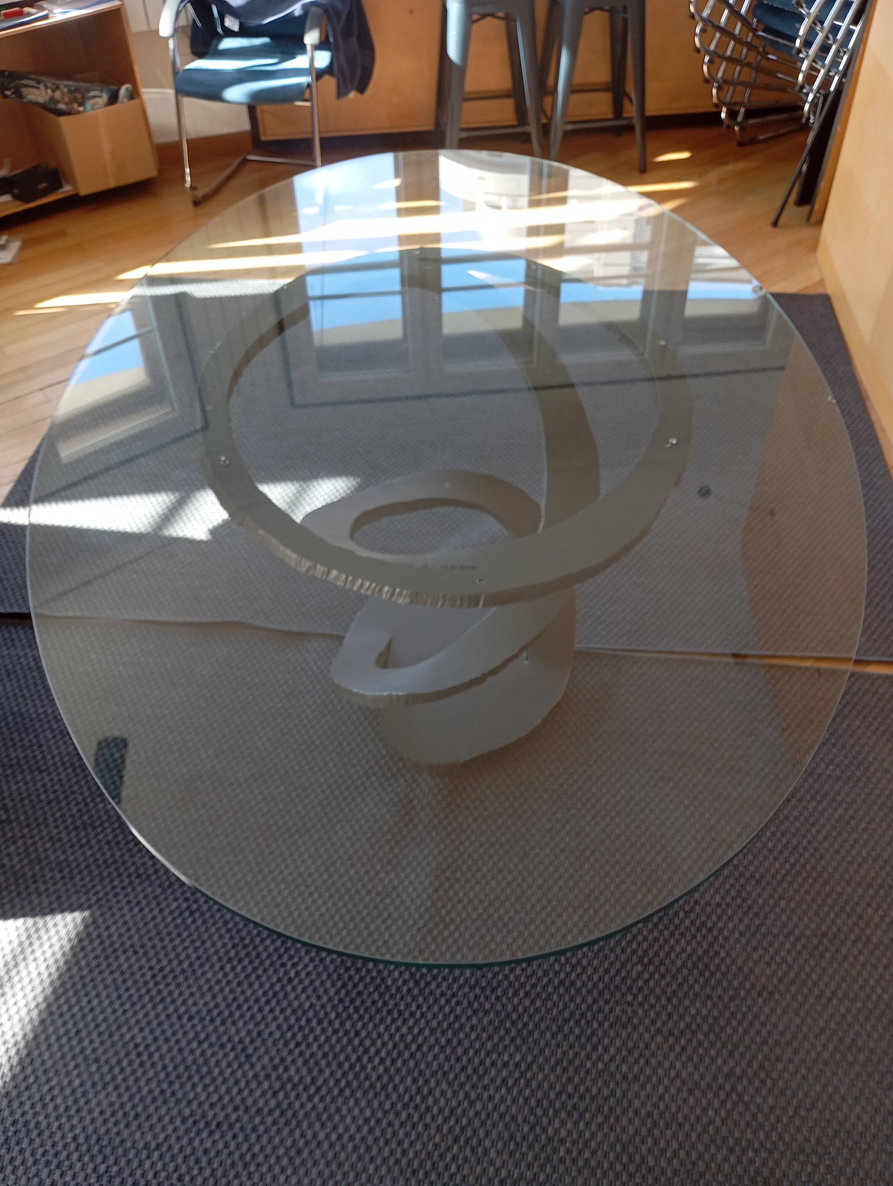Table fleur de fer de Maurice Barilone