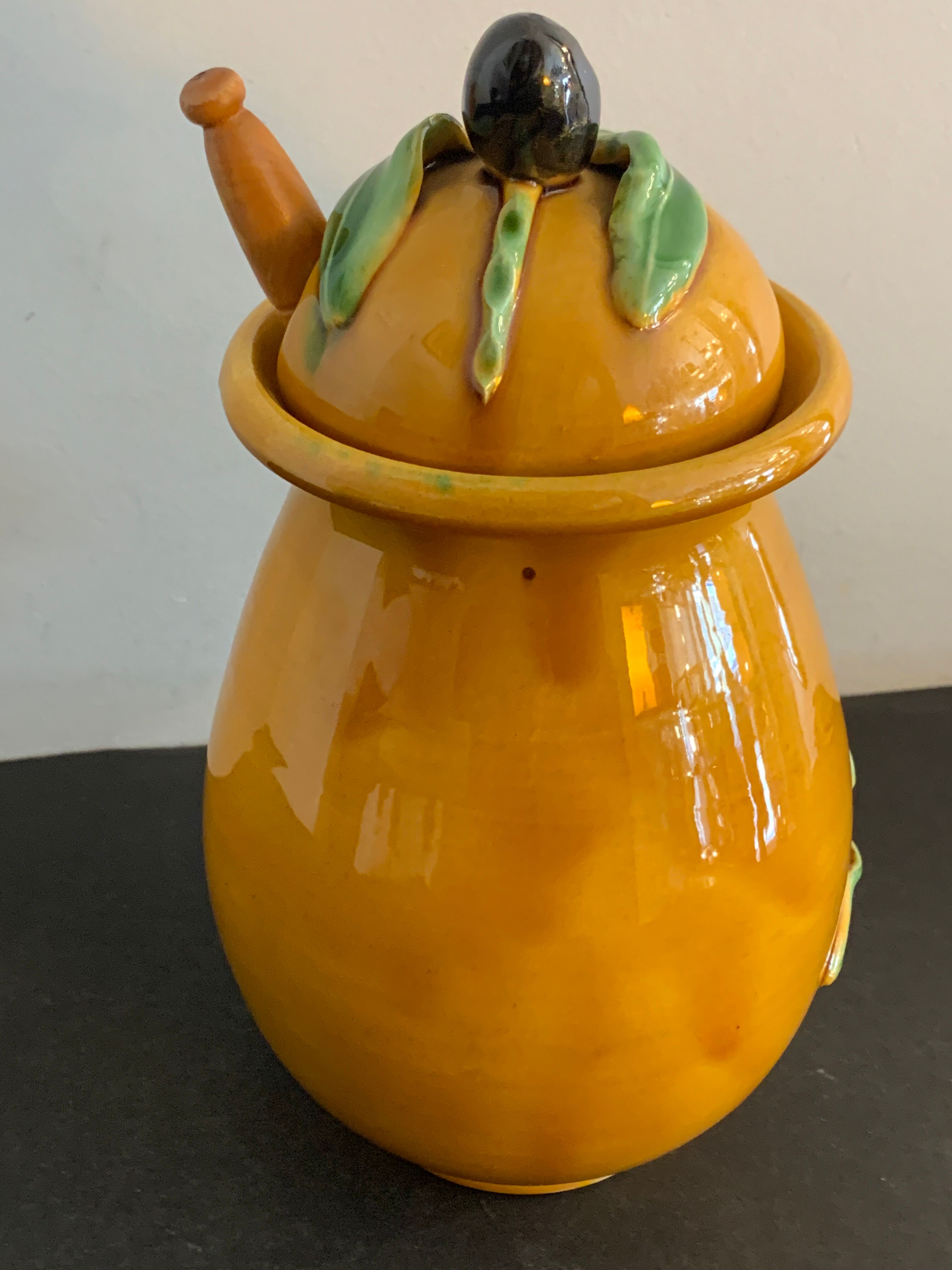 Vallauris ceramic dabbling olive pot
