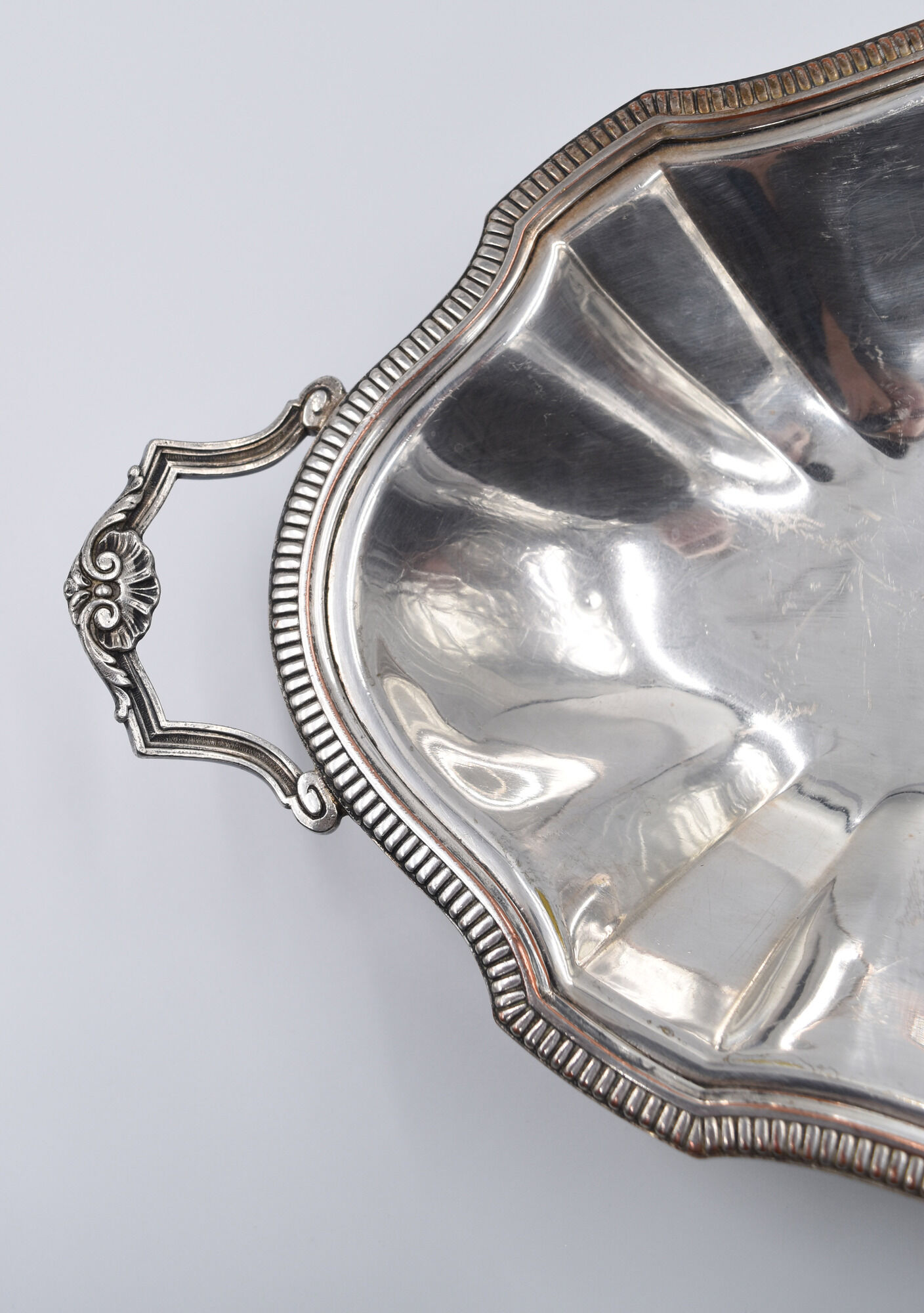 Victor Saglier old flat basket center-of-table table in silver metal