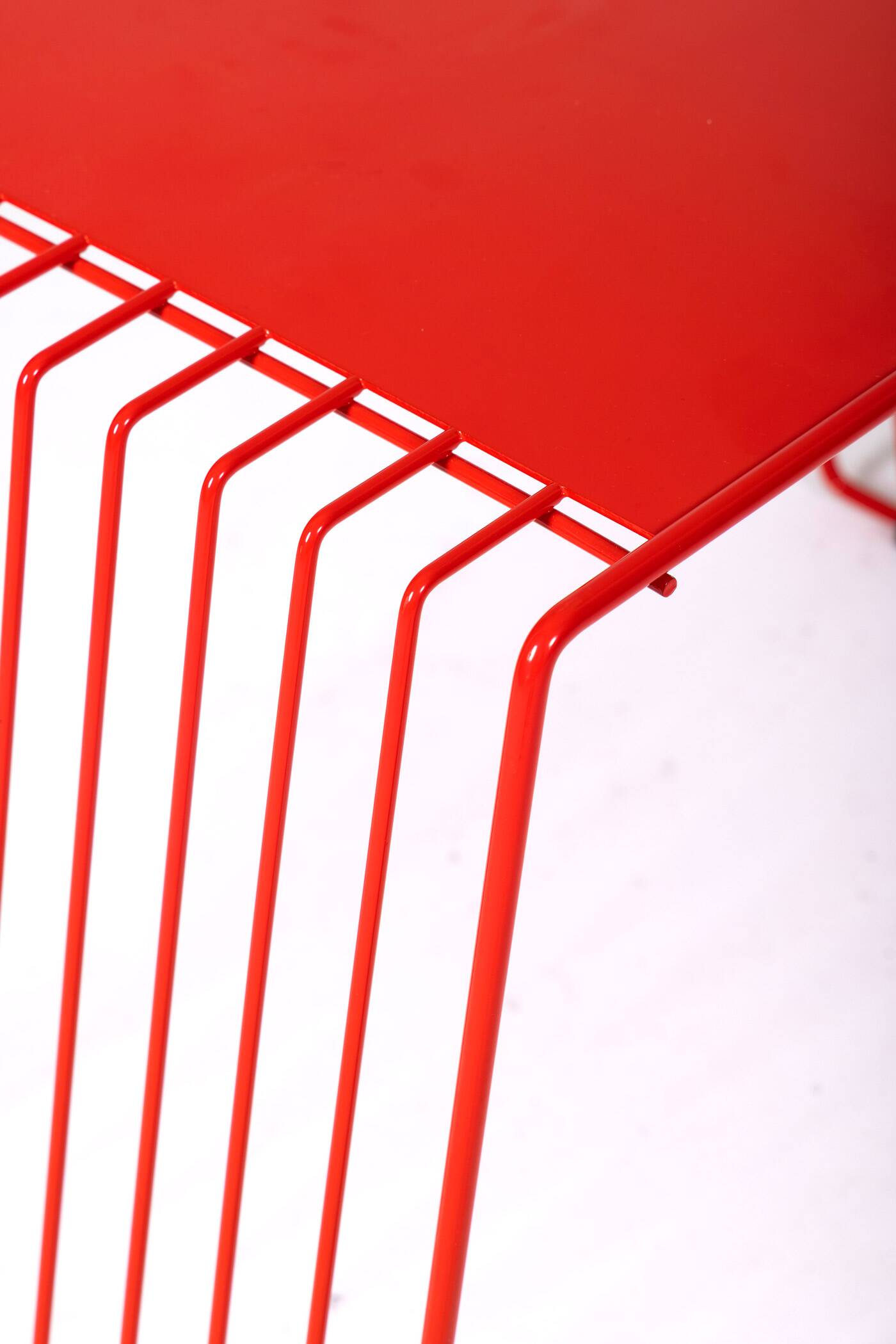 Children's metal desk