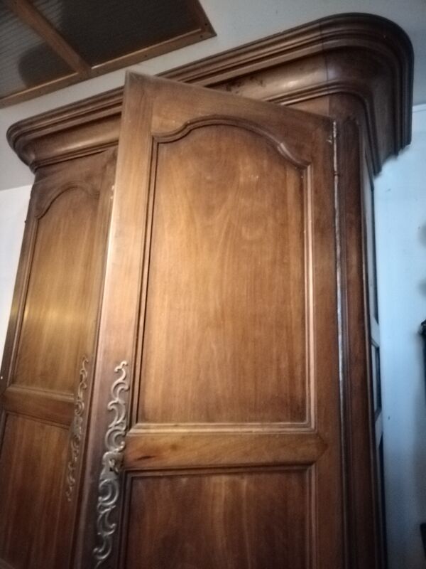 Armoire de château Regence