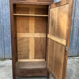 Parisian Bonnetiere wardrobe from the 1900s in solid chestnut.