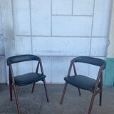 Scandinavian armchairs in skaï
