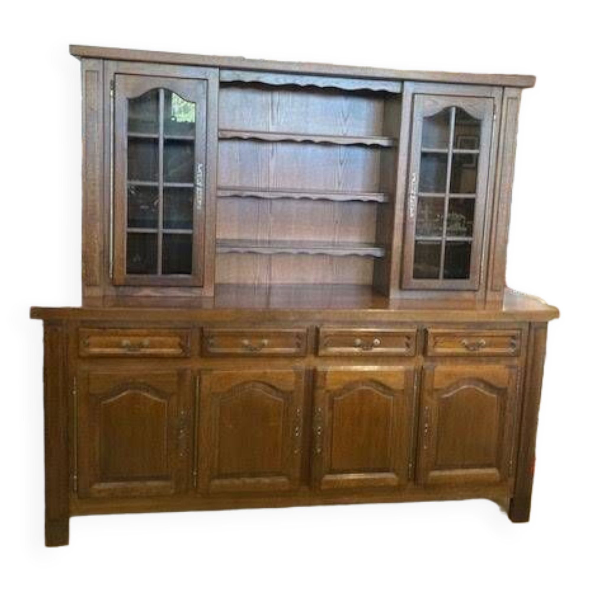 4-door wooden dresser