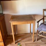 Solid oak music stand