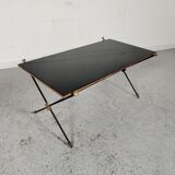 Table basse en laiton et verre
