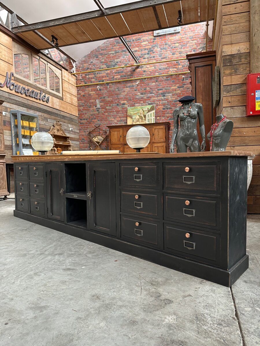 Handcrafted enfilade