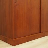 Armoire en teck, design danois, années 1970, production : Danemark