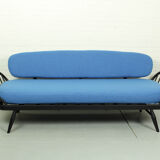 Canapé-lit modèle '355' et 2 fauteuils windsor, Lucian Ercolani pour Ercol