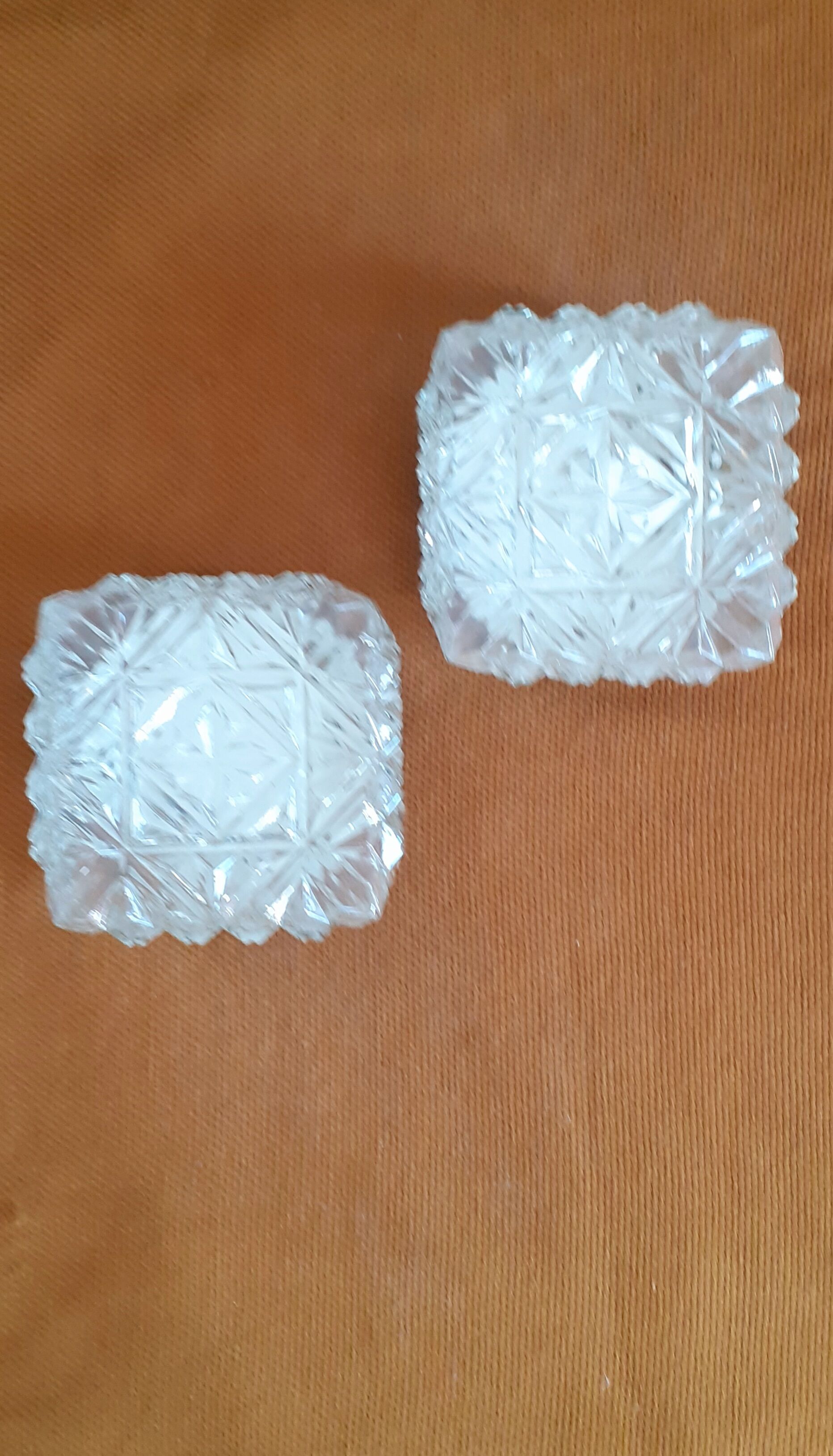 Plafonnier en verre verre moulé