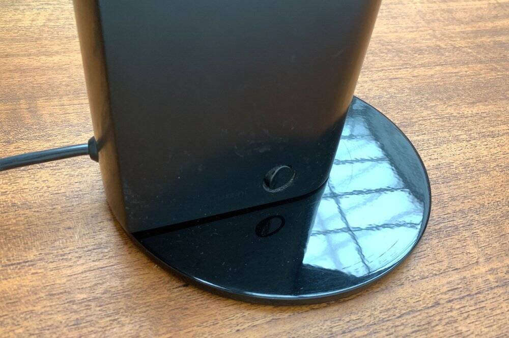 Postmodern Italian table lamp Ala by Rodolfo Bonetto for Iguzzini, 1980s