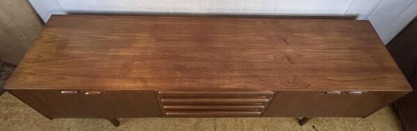 Buffet vintage rétro en teck style milieu du siècle, A.H. McIntosh 1960, Tom Robert