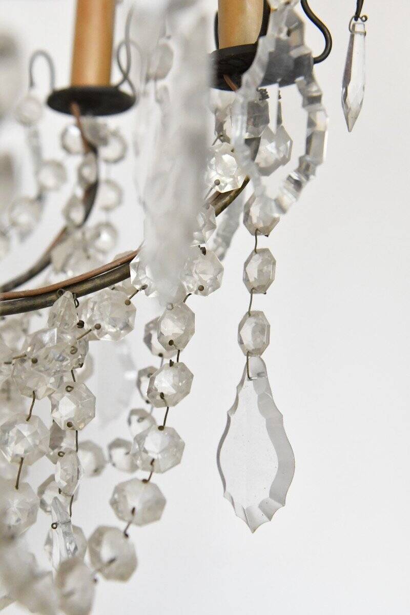 Chandelier with pendants