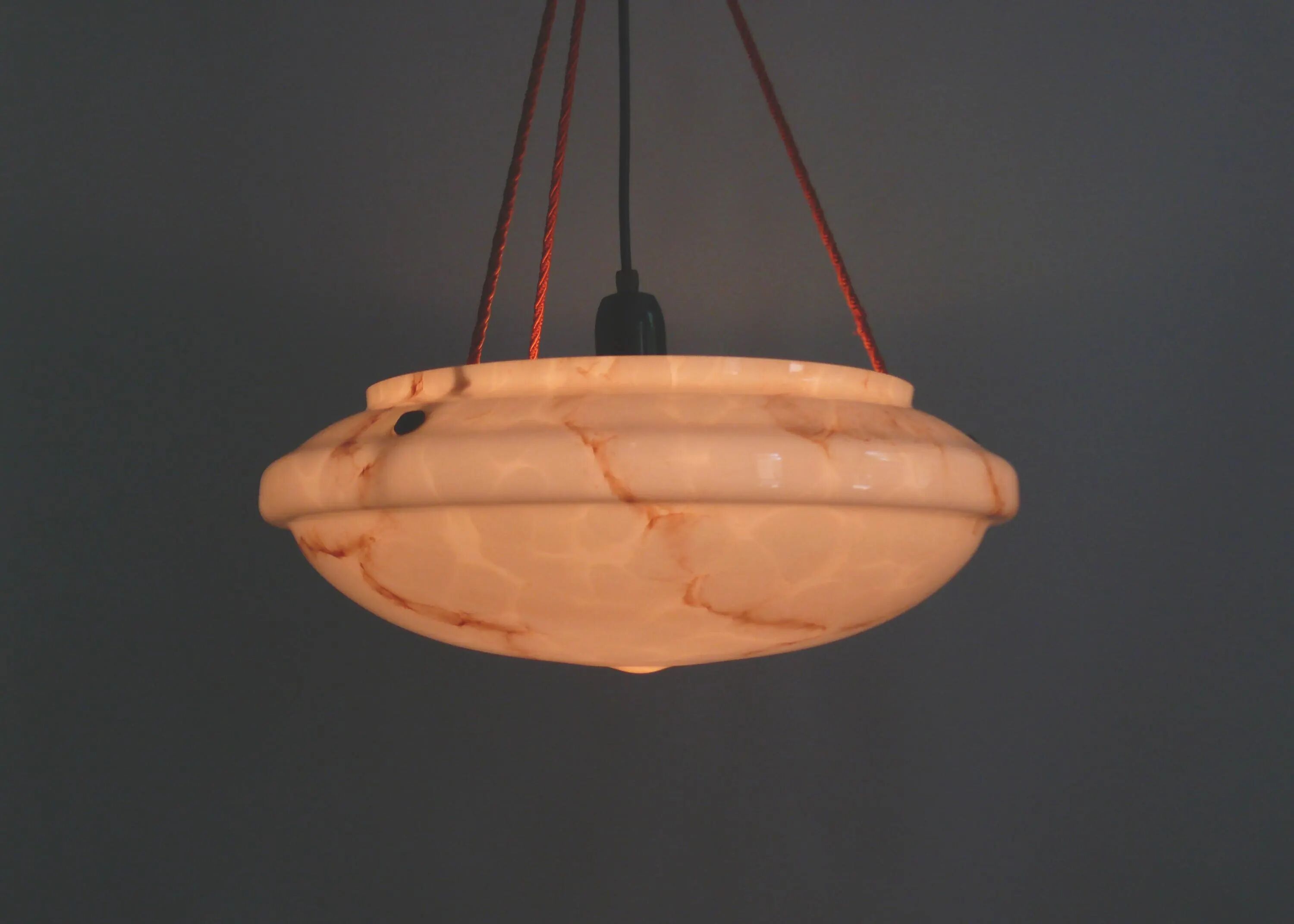 Large Art Deco pendant lamp in marbled glass with rope suspension, 1920s-1930s