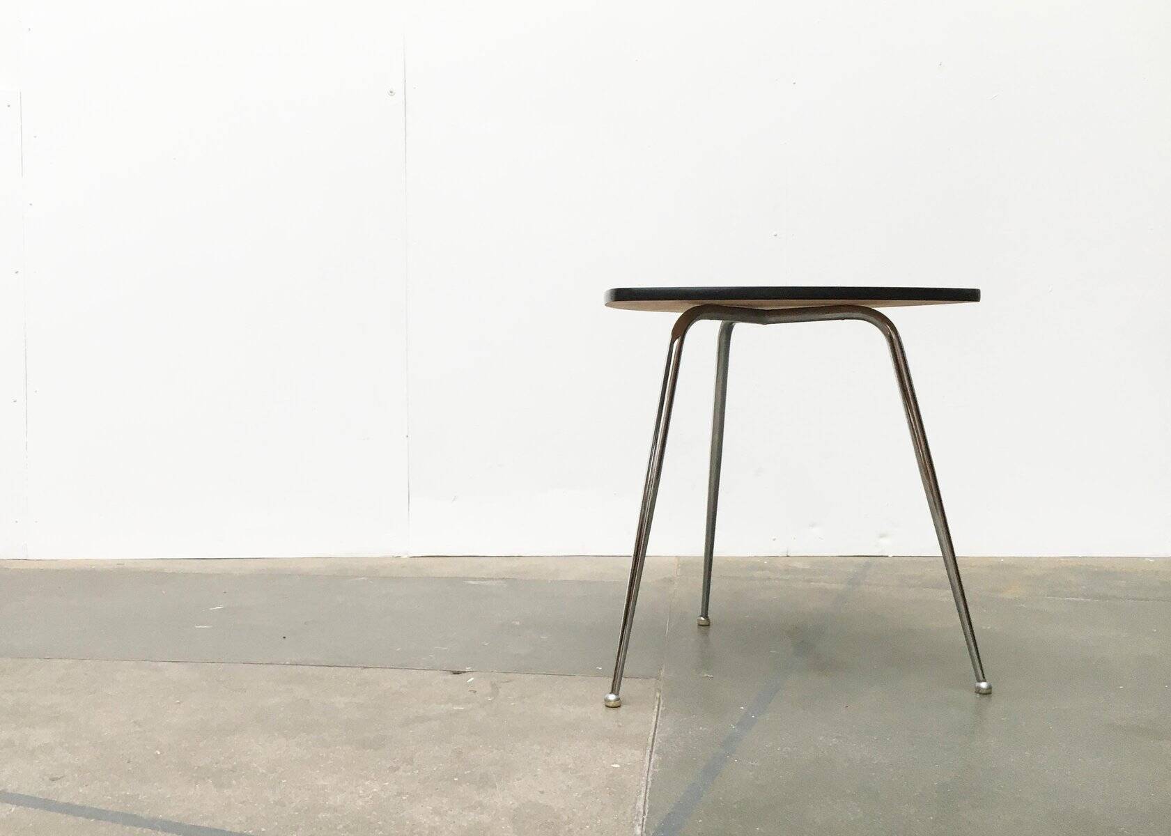 Mid-century German tripod coffee table for Mauser Werke Waldeck.