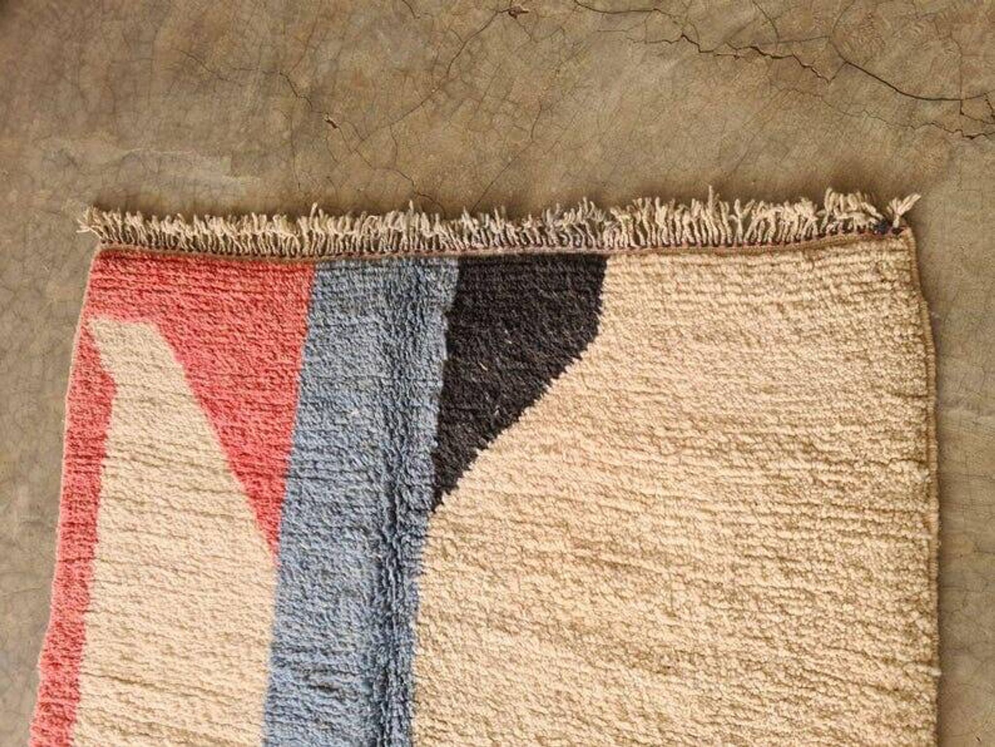 Tapis beni mrirt fait main taille 150 x 250 cm