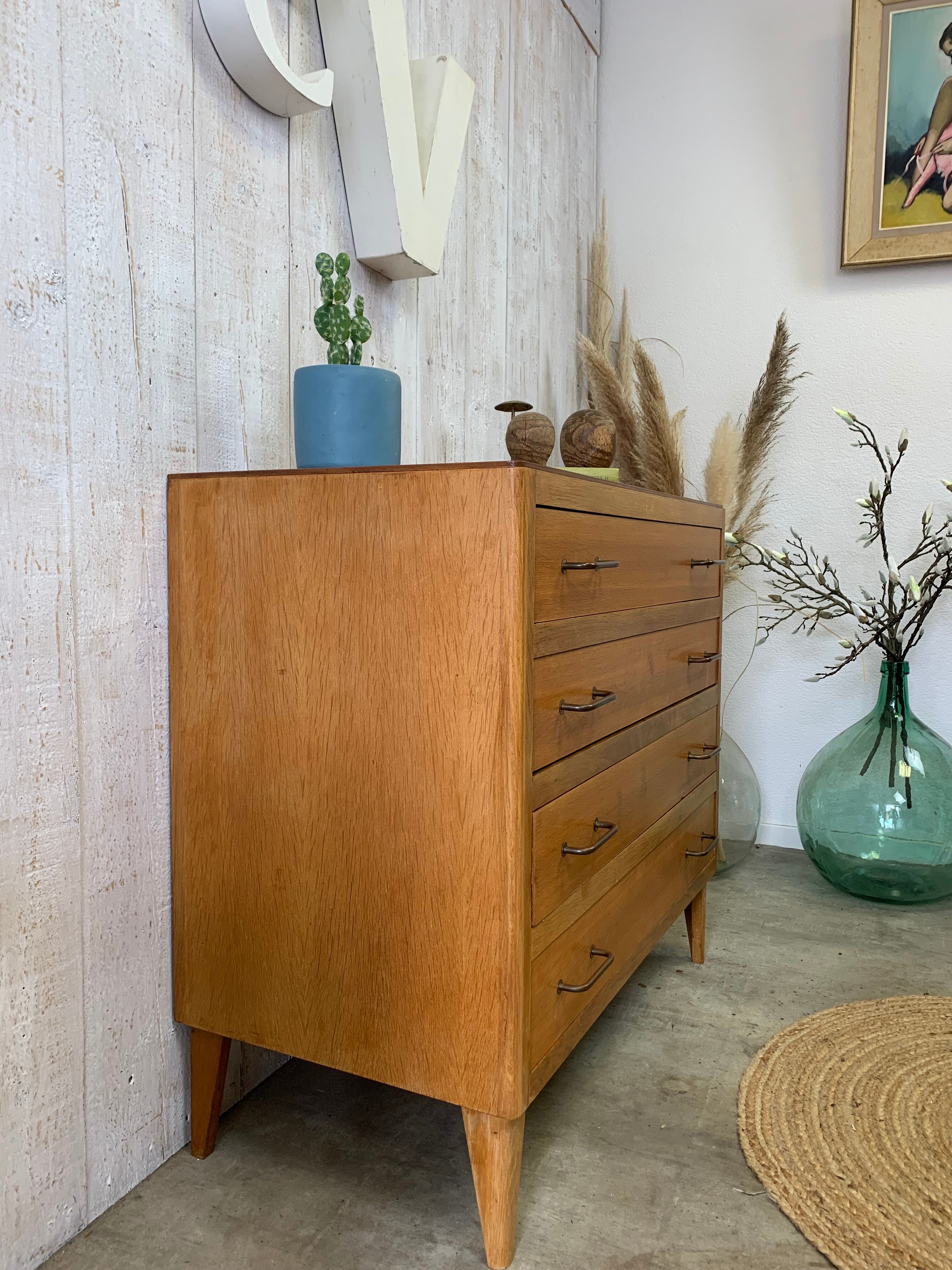 Vintage chest of drawers