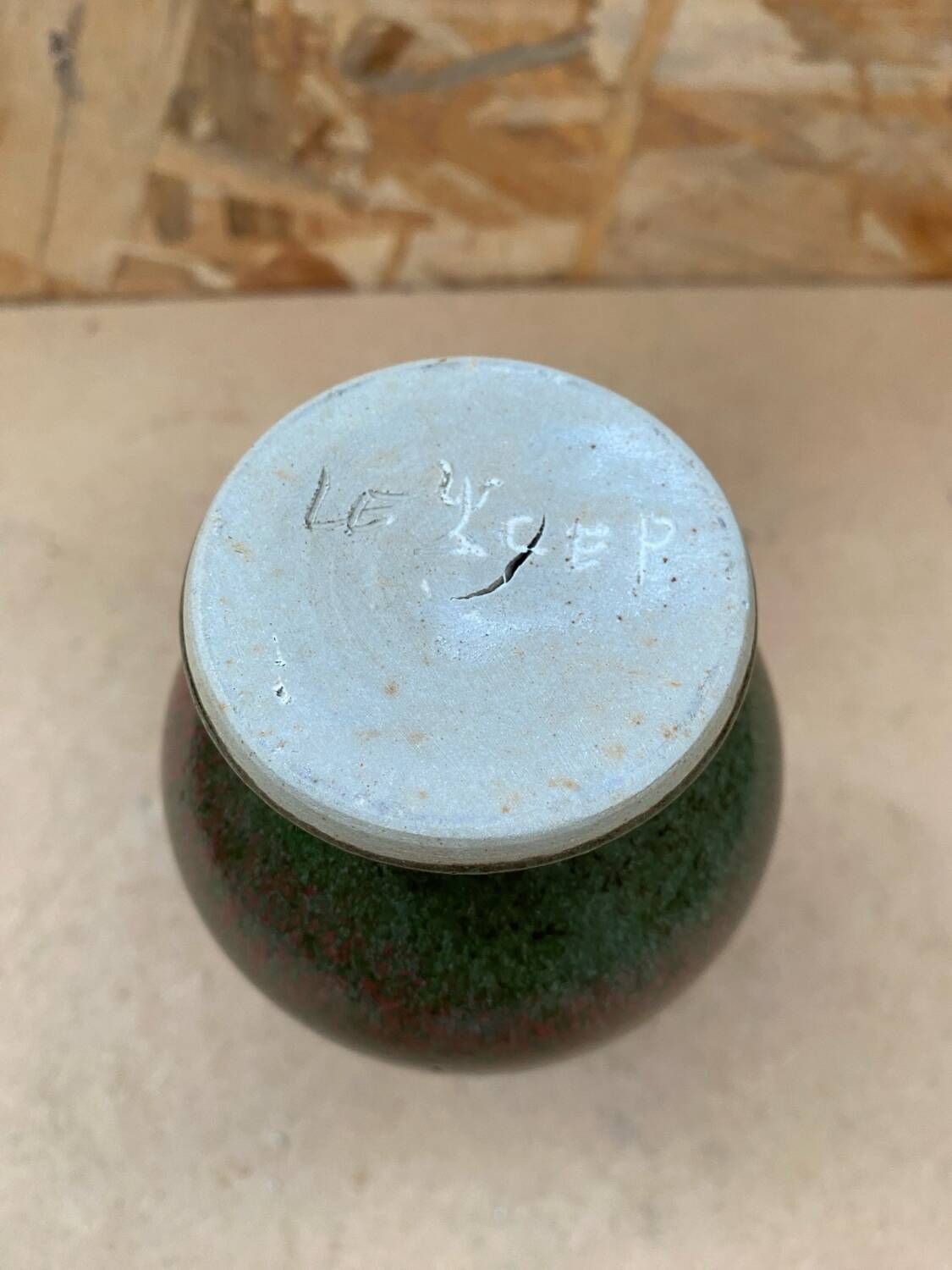 Old vase le cep green & red sandstone made in france vintage