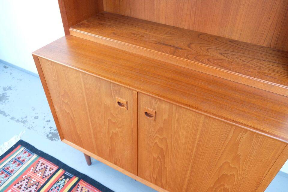 Commode, sideboard, dresser in teak 60s/70s style, retro Danish style.