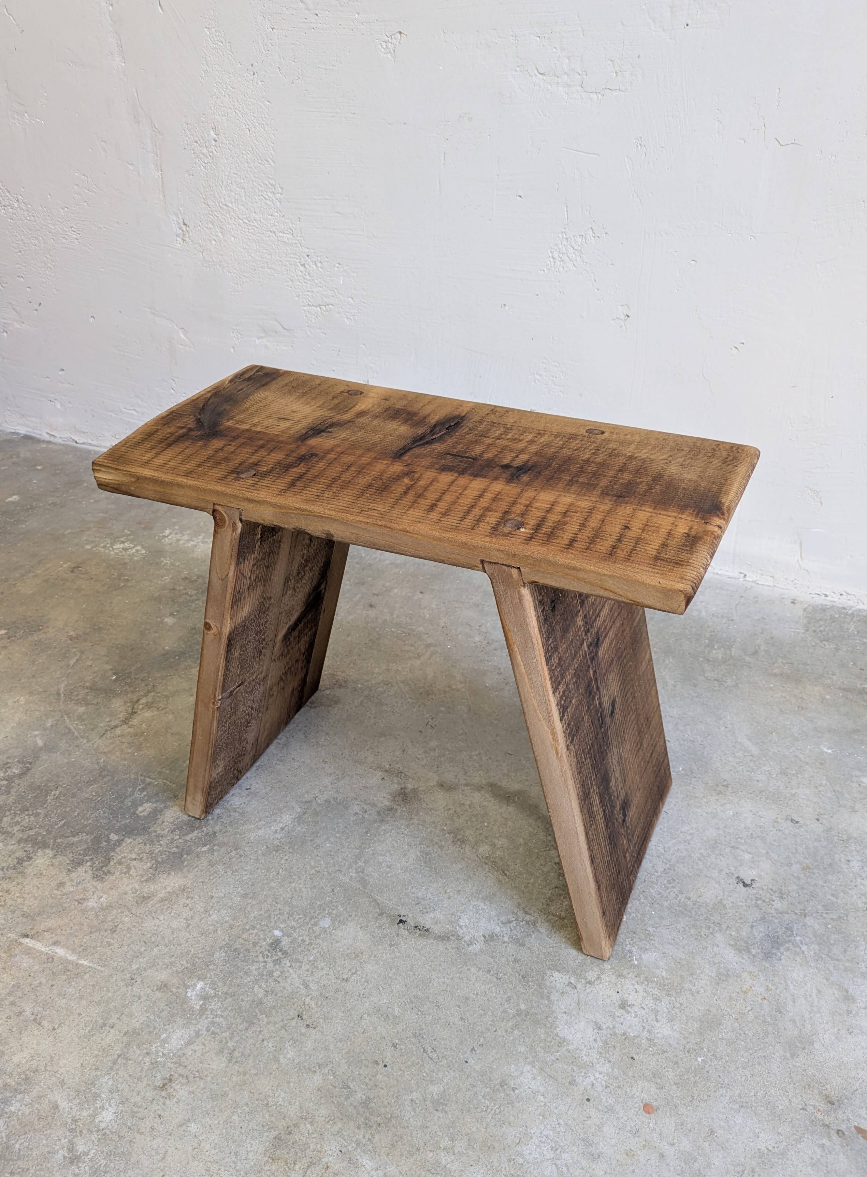 Tabouret banc ancien bois patine brocante