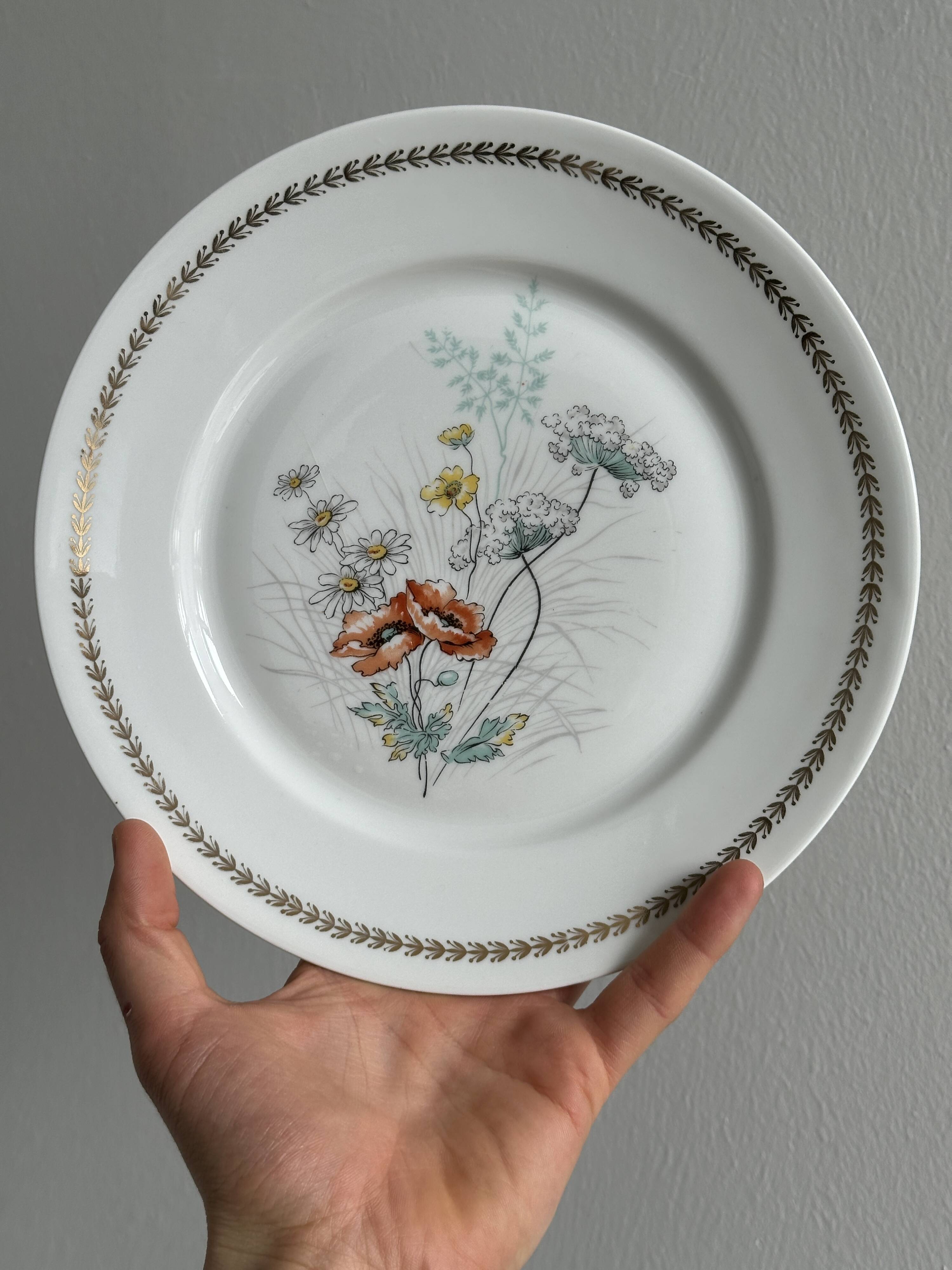 4 Vierzon Limoges porcelain plates.