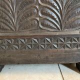 Buffet, Neo-Renaissance style, verses