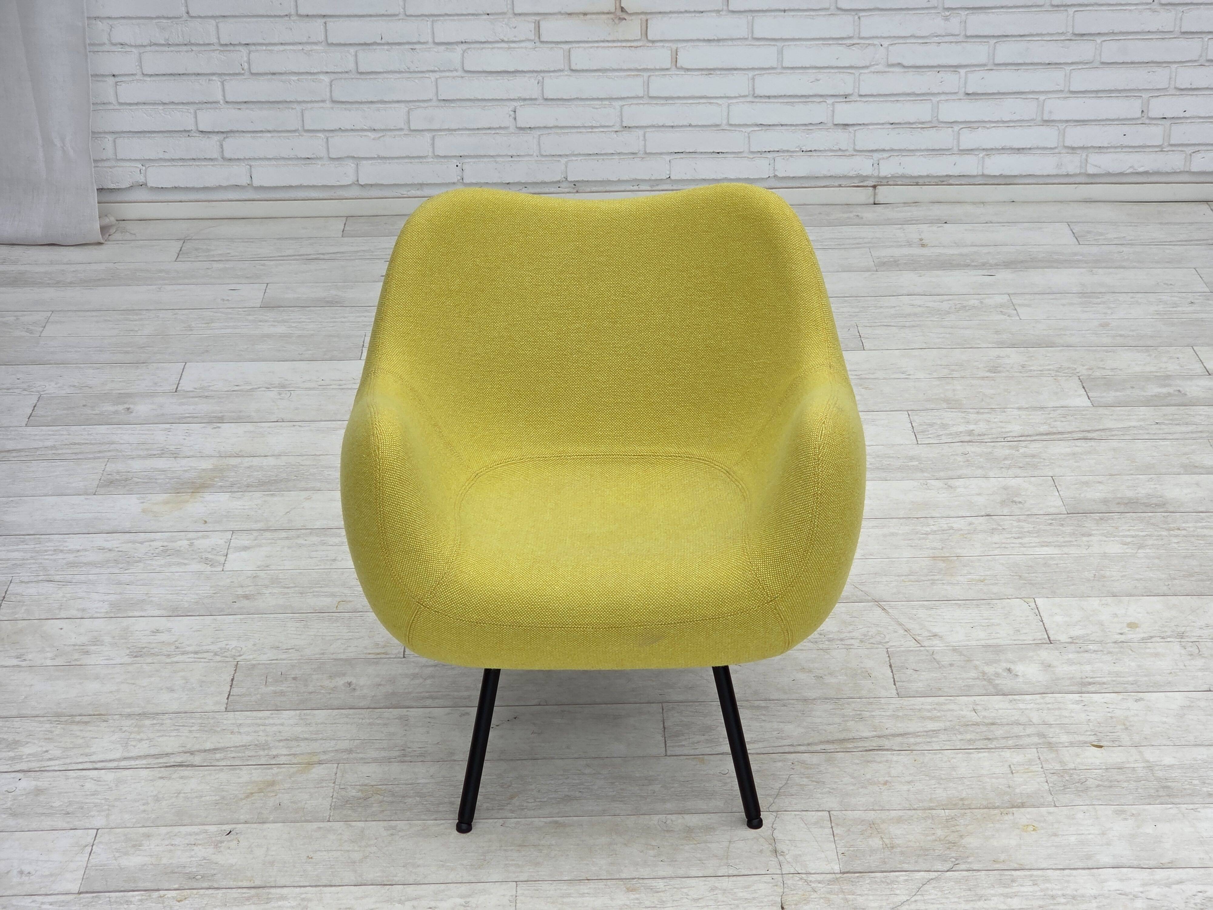 1960s, socialist realism design icon by Roman Modzelewski, model RM58.