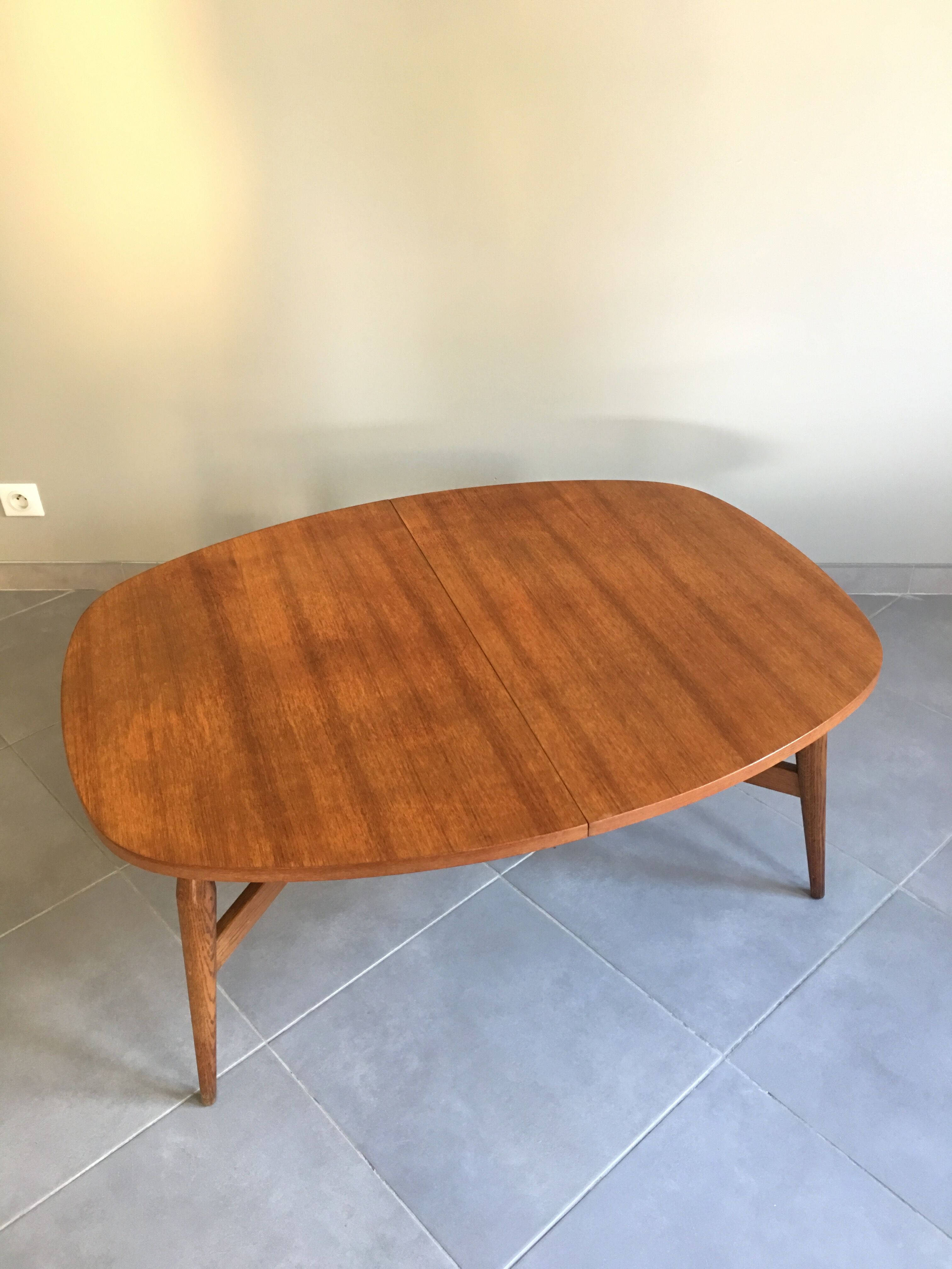 Lift coffee table Smørrebrød