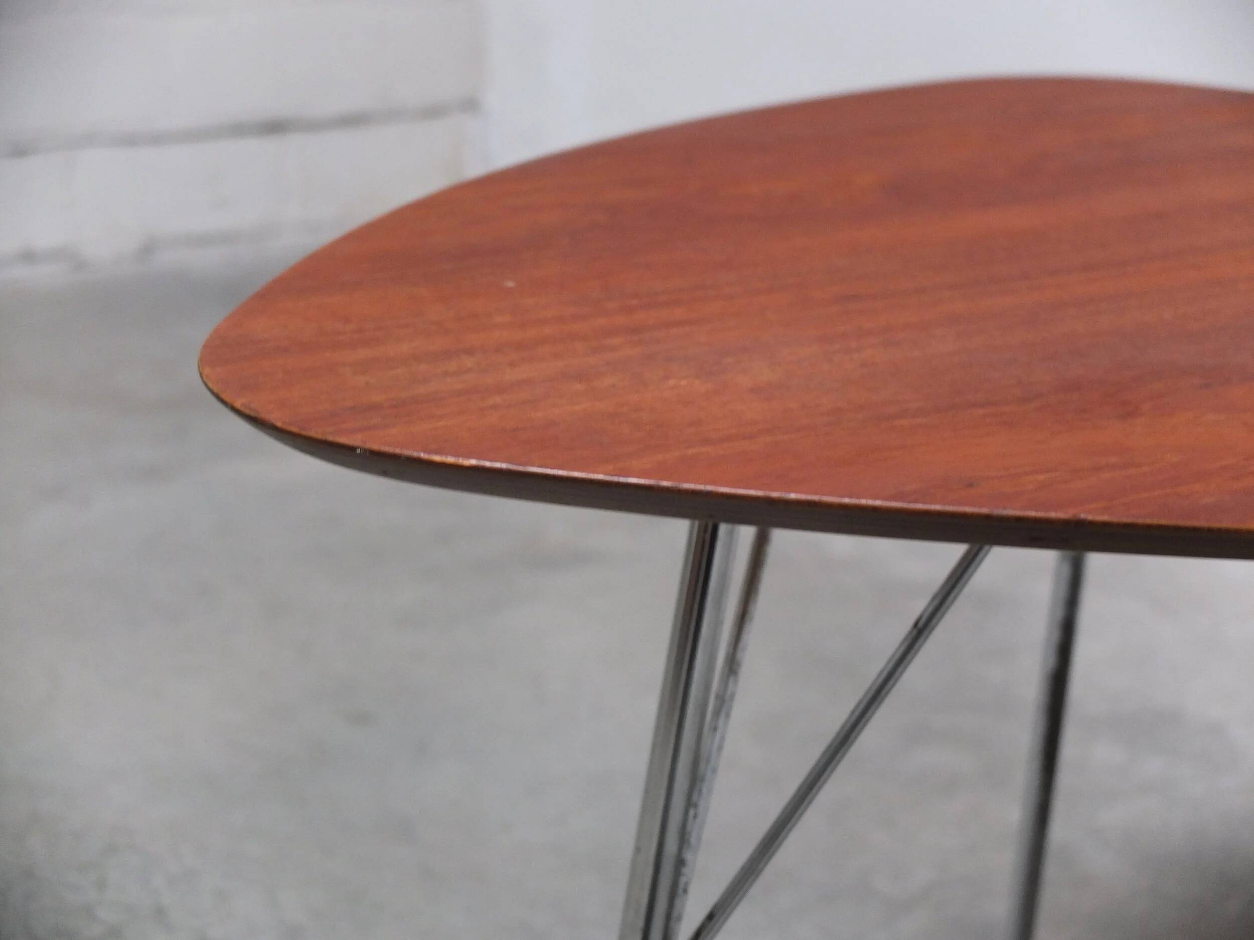 Triangular 'VL1312' side table in teak by Vermund Larsen, 1959