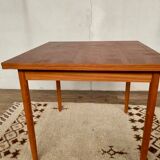 Square table in teak 85 x 85 cm