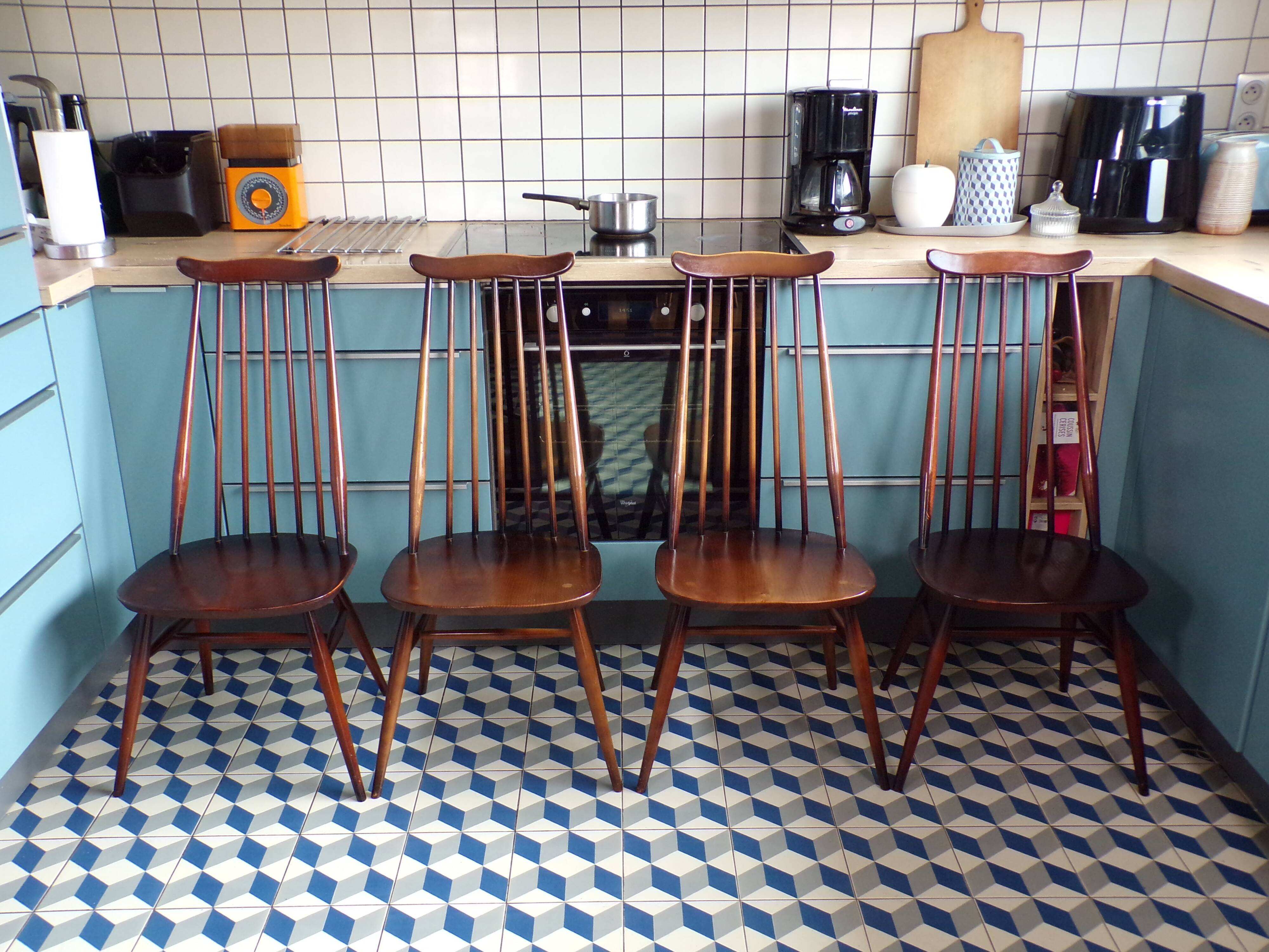 Set of 4 Ercol Goldsmith chairs