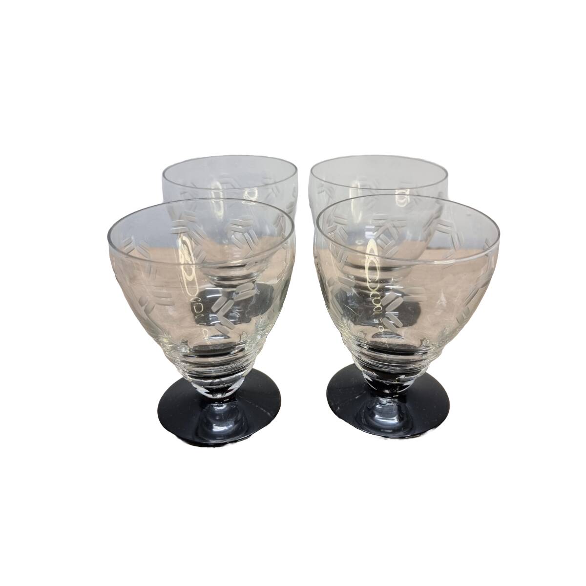 Set Of 4 Art Deco Wine Glasses With Black Base, 1930s