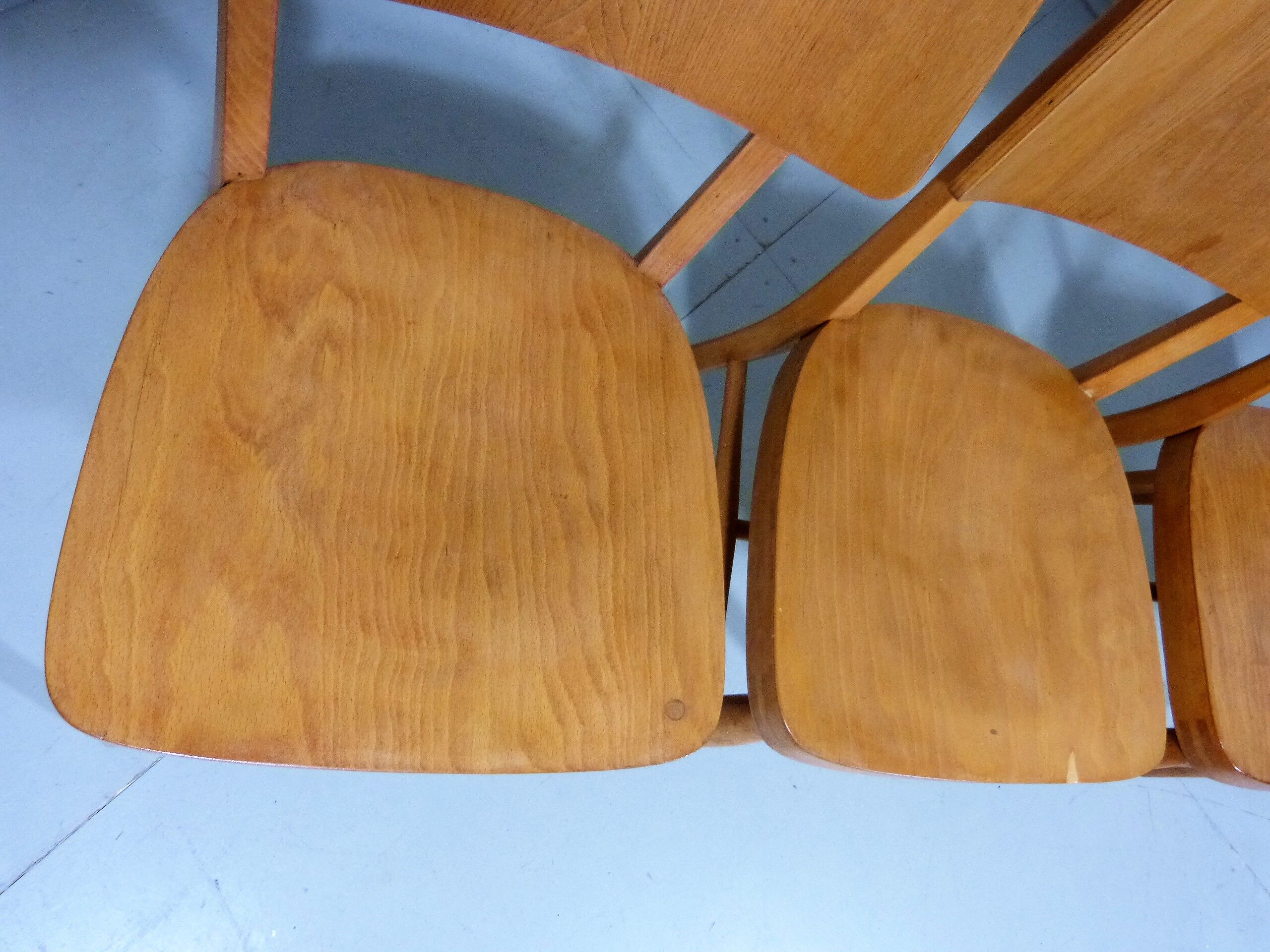 Set of 8 wooden dining chairs 1950’s