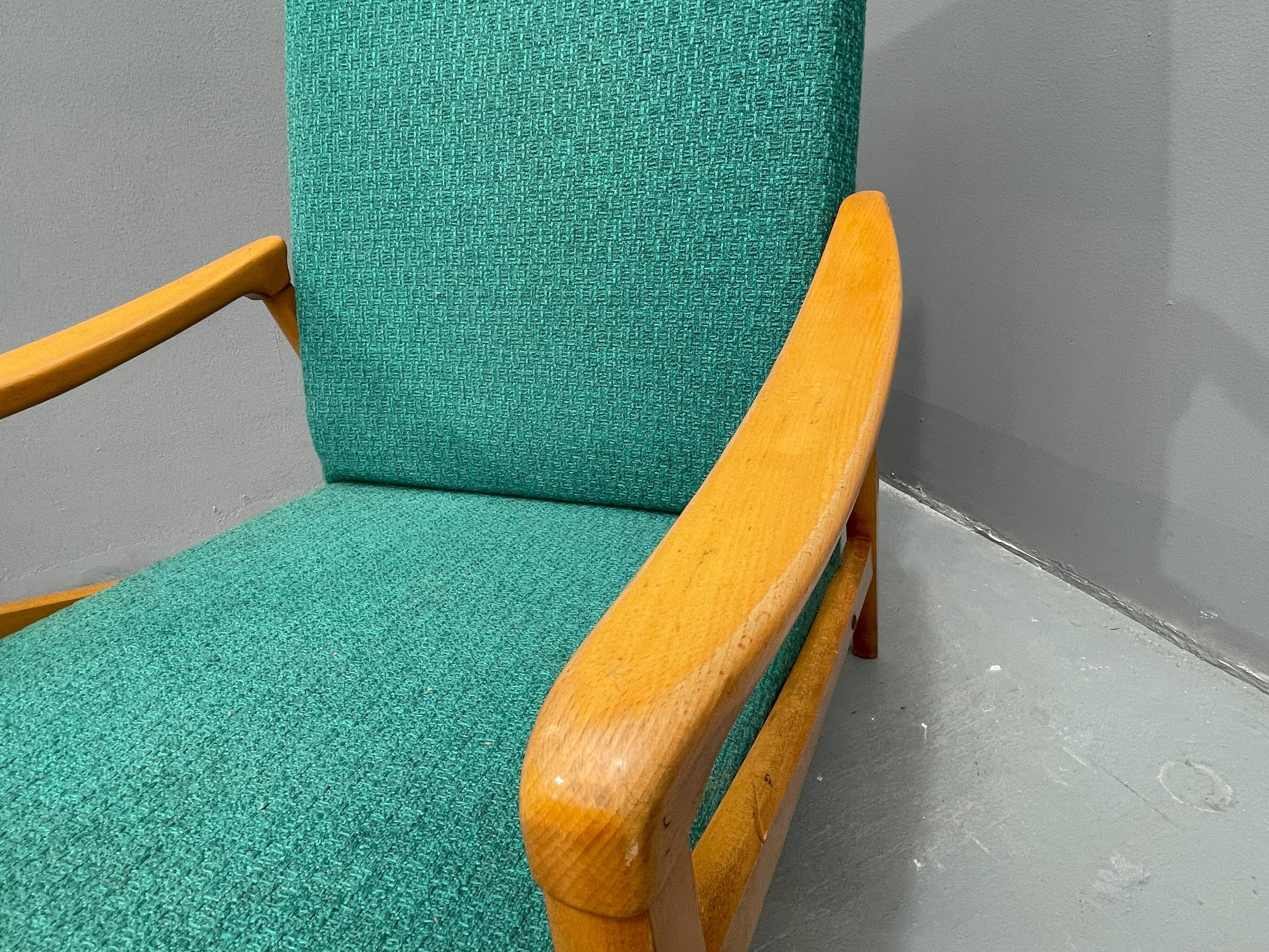 Paire de fauteuils vintage par Jiří Jiroutek pour Interiér Praha, 1960