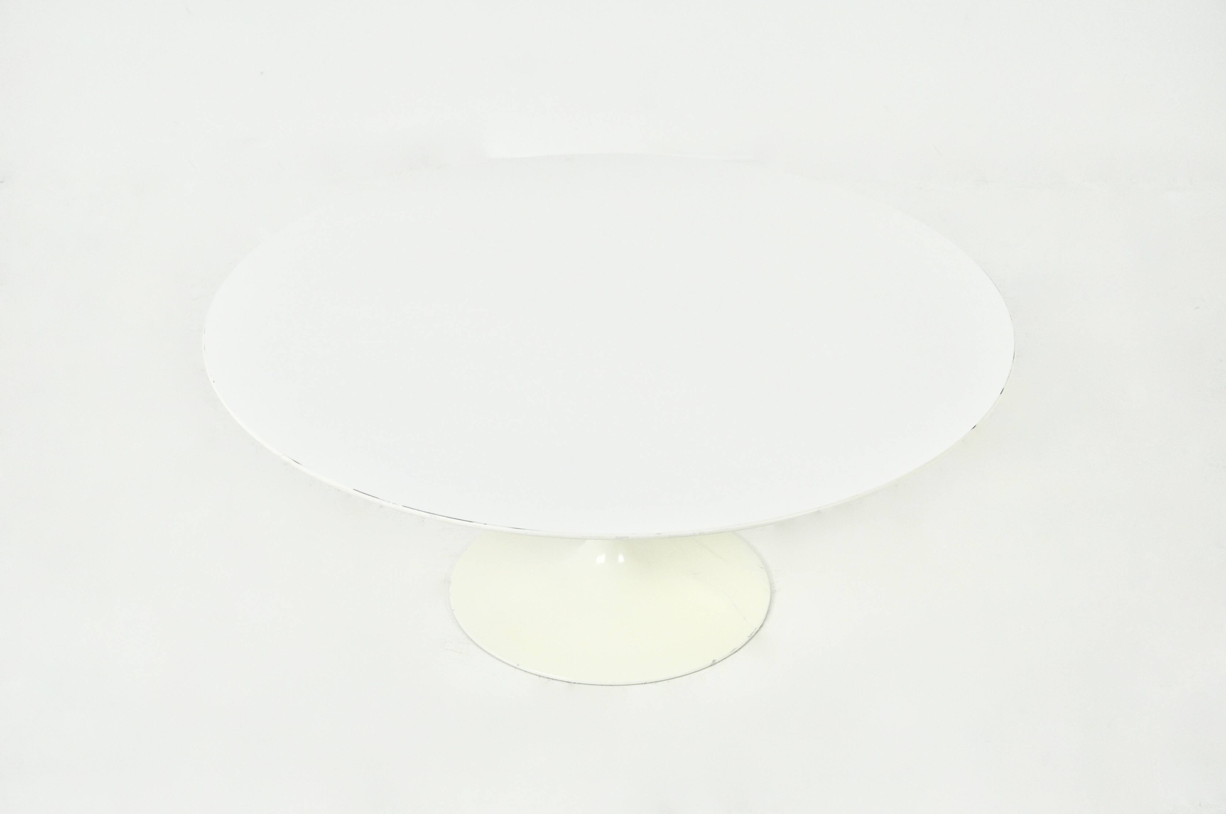 Coffee table by Eero Saarinen for Knoll International, 1960s