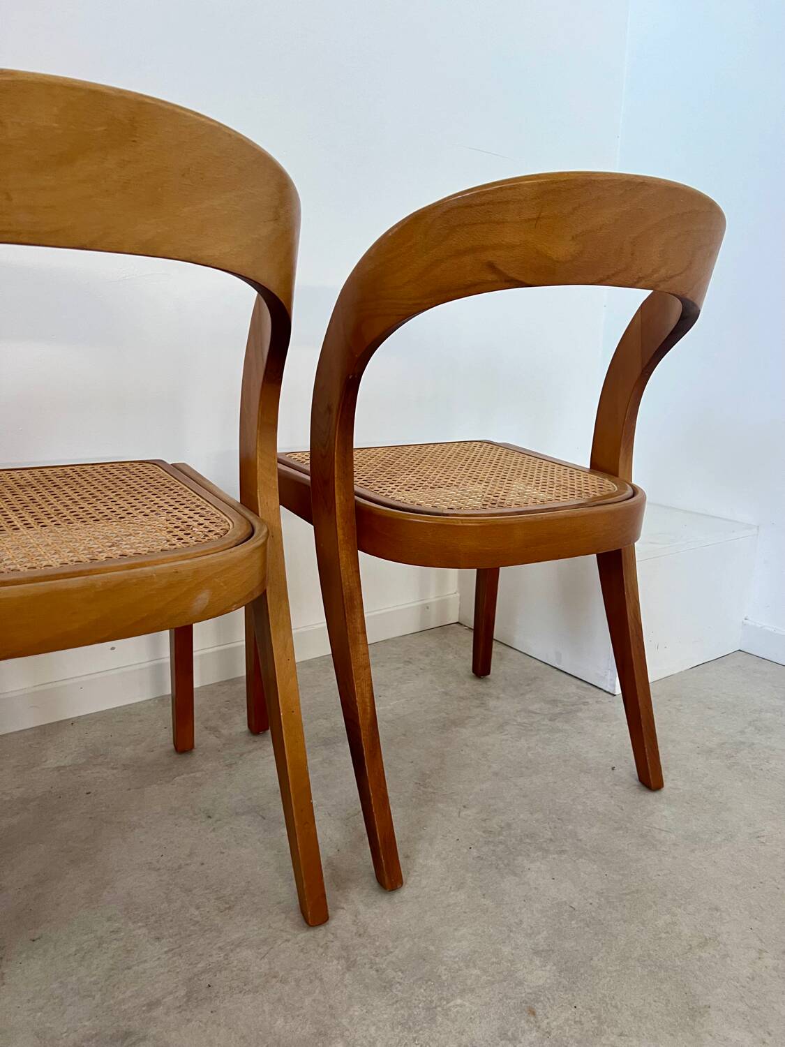 Set of 4 bentwood chairs Baumann design gondola cannage model 60s vintage
