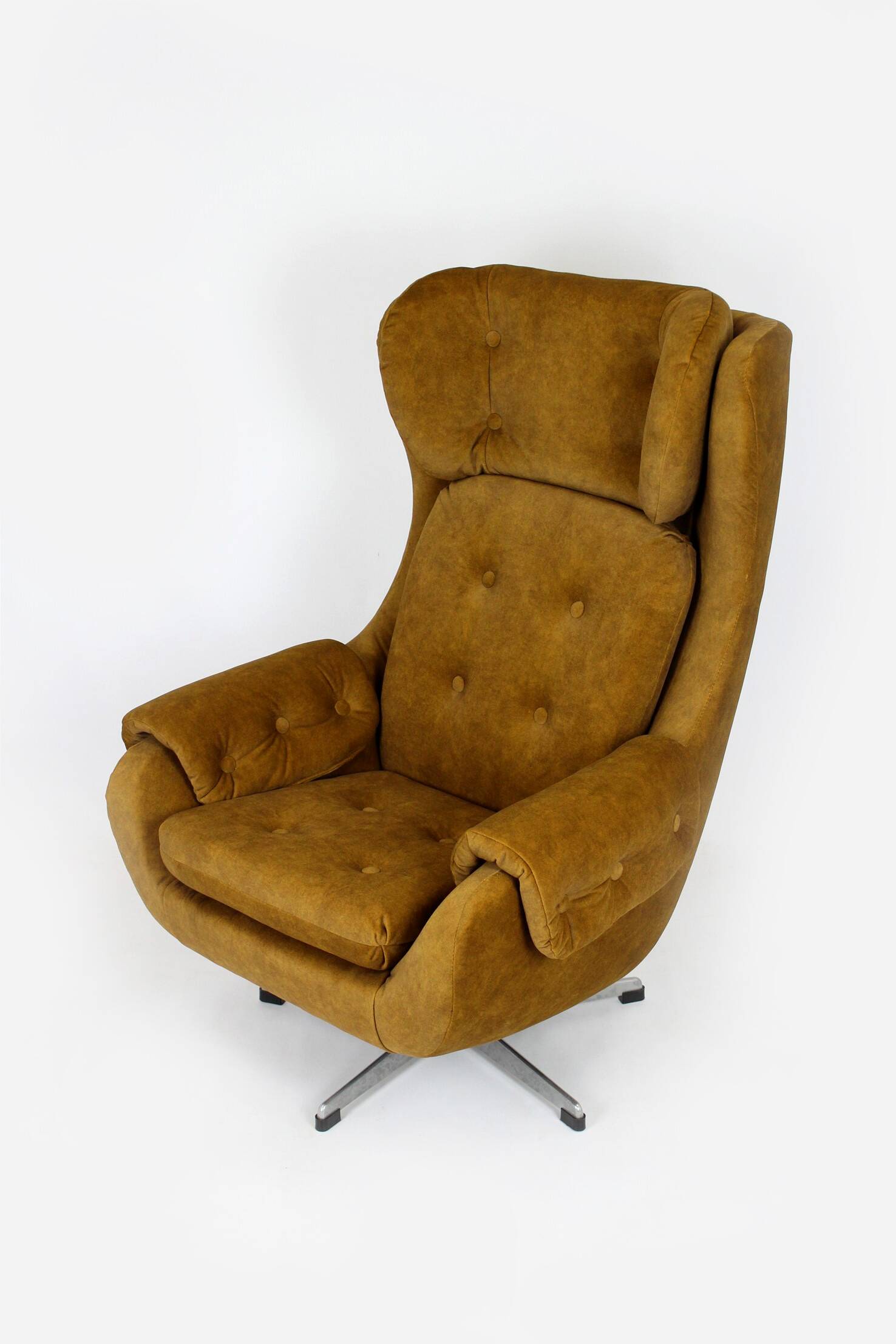 Restored Swivel Lounge Chair from Up Zavody, Czechia, 1970s