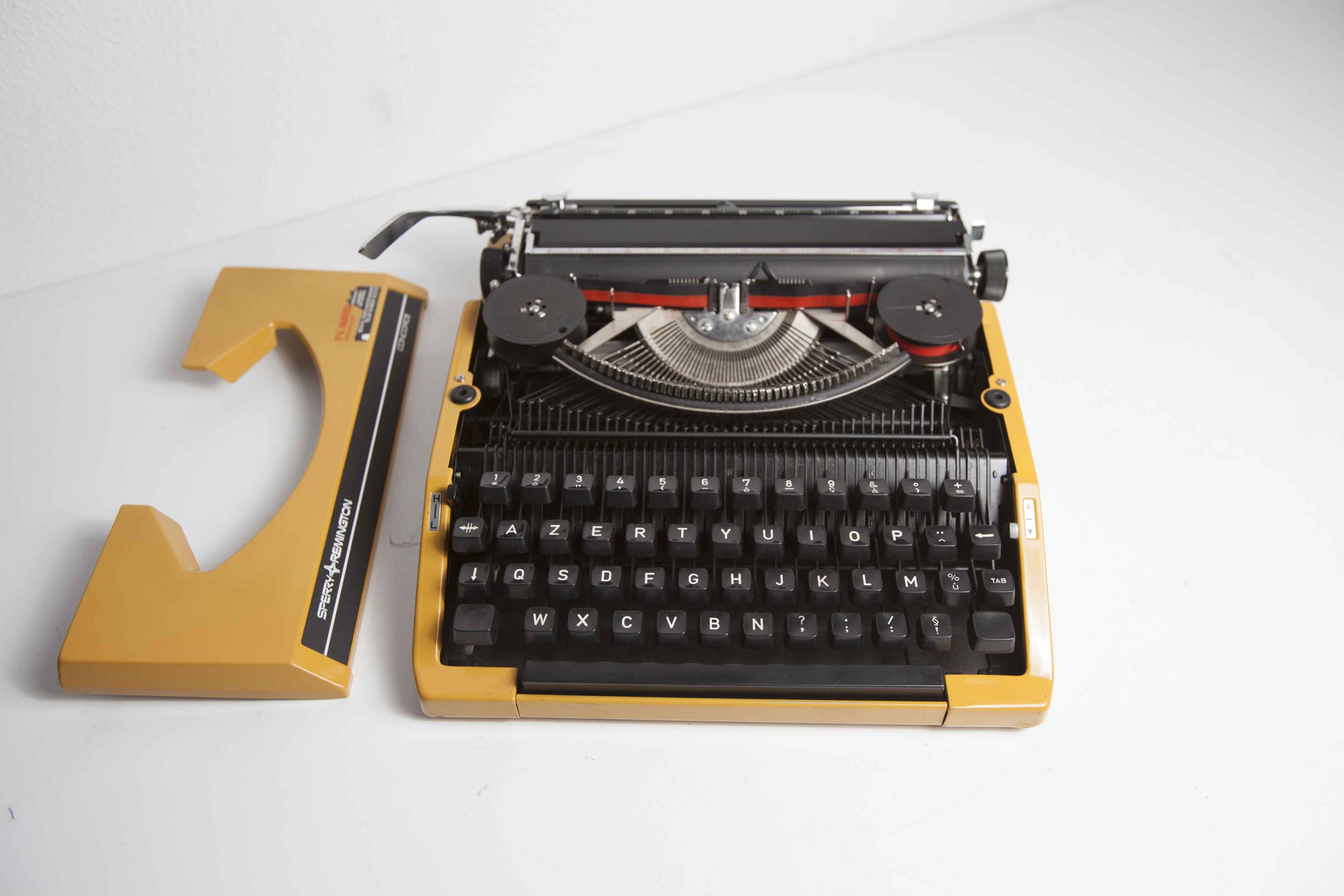 Sperry Remington concord II typewriter Overhauled and new ribbon