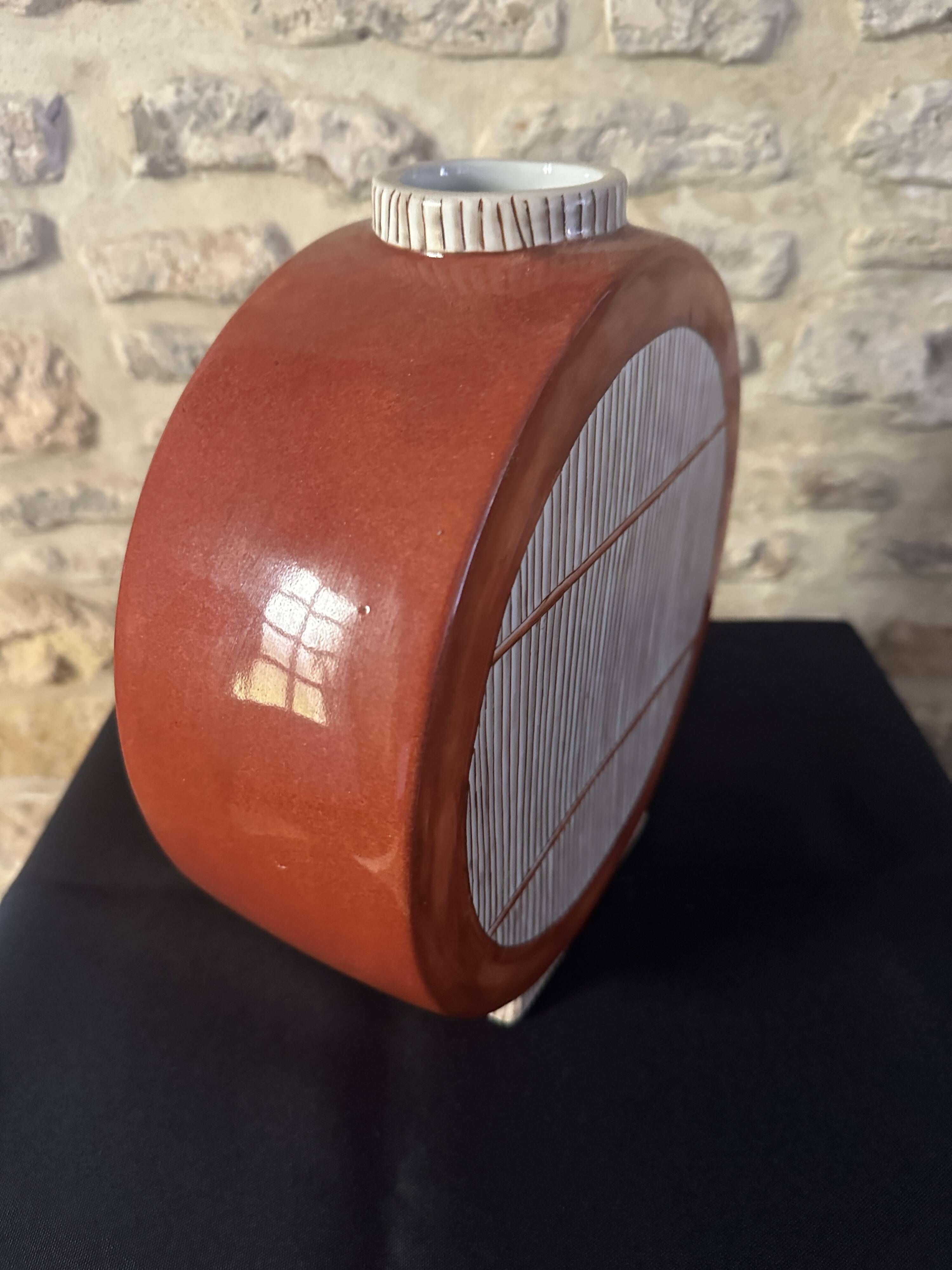 Sylvie langer & fabienne jouvin vase