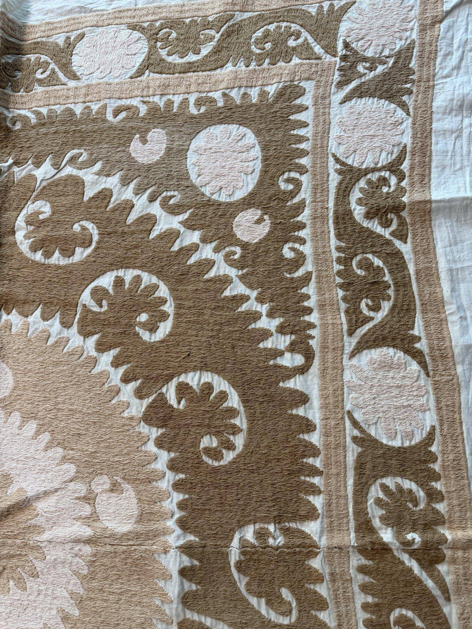 Vintage hand-embroidered tablecloth 144x170 cm