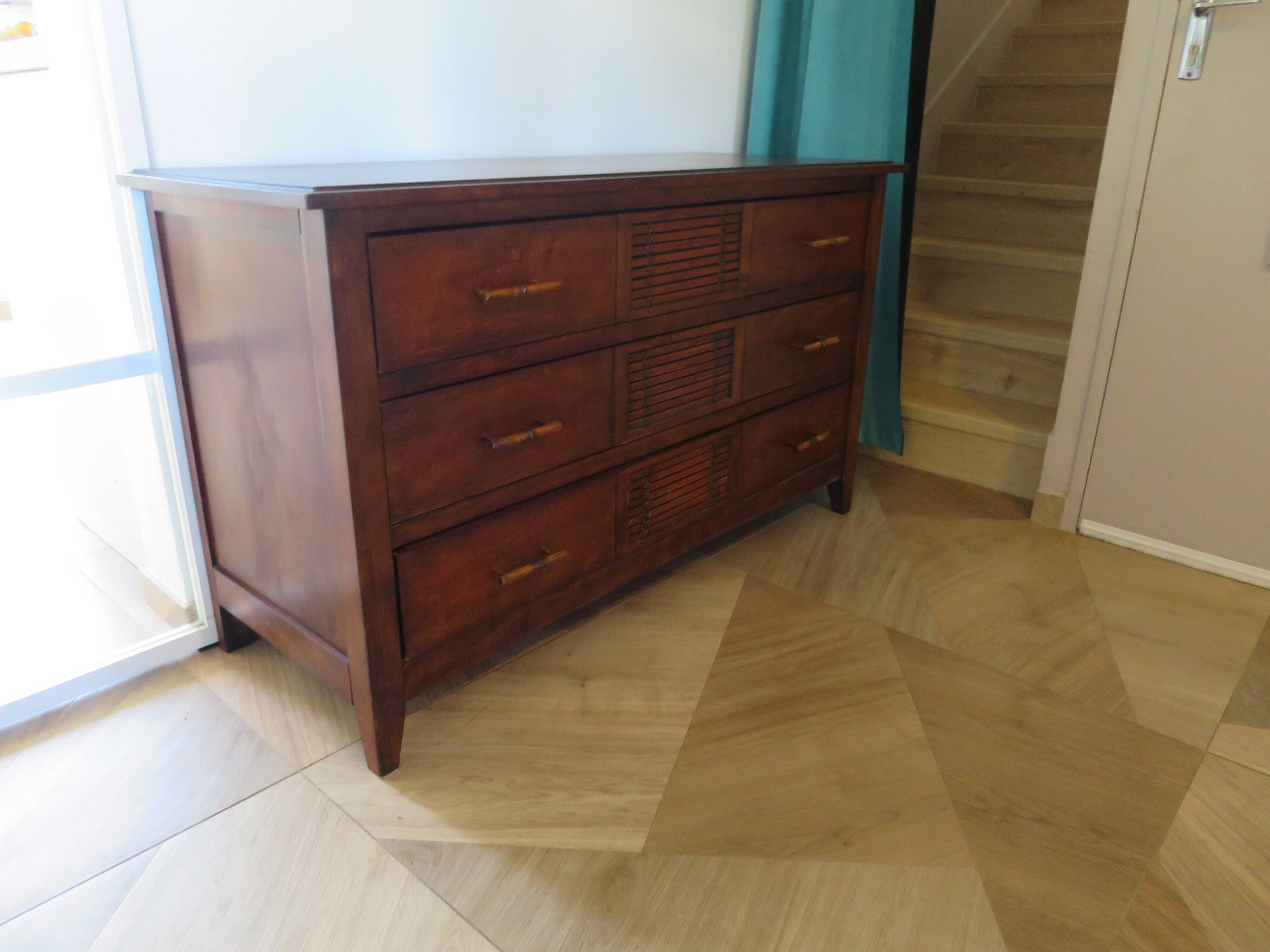 Commode longue–3 tiroirs -style colonial–Teinte acajou