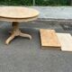 Table à manger ronde extensible rénovée pied central tripode bois 115-205cm
