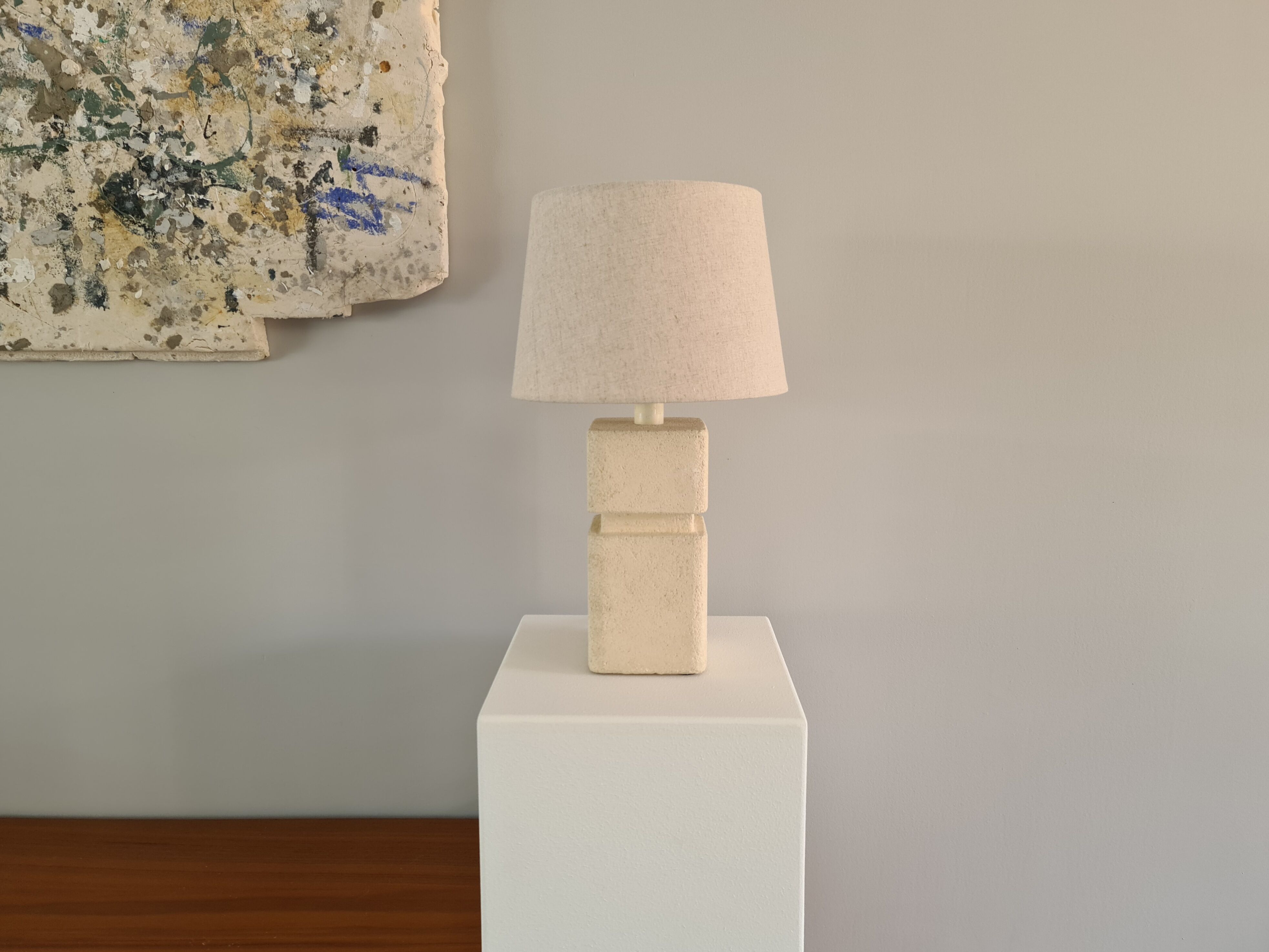 French sculpture lamp in white stone 60