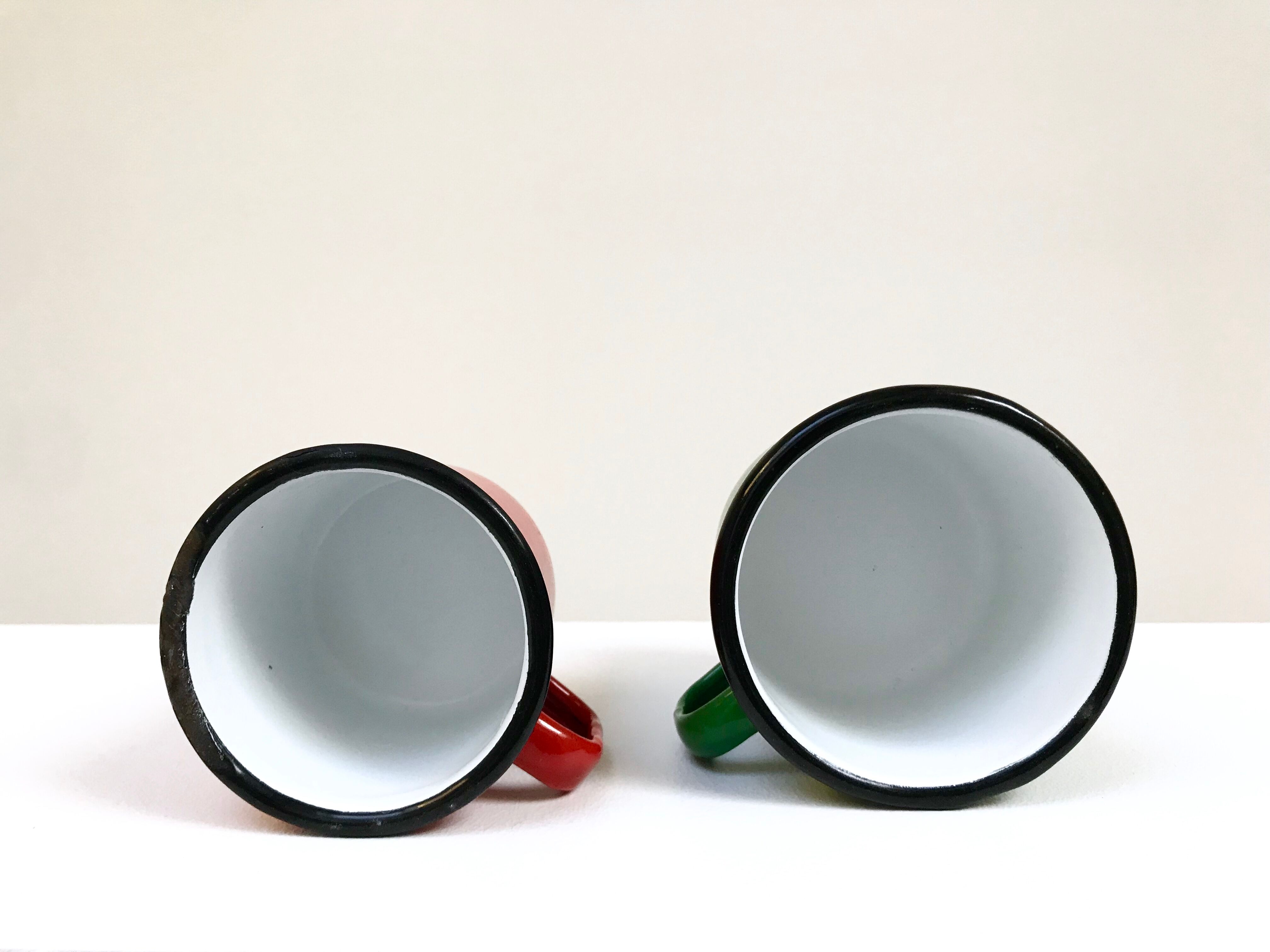 Tasses émaillées